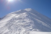 玩游戲，去滑雪大冒險(xiǎn)！現(xiàn)在你離滑雪大冒險(xiǎn)的腳步更近了。這款基于真實(shí)的滑雪場(chǎng)景設(shè)計(jì)的全新模擬游戲，讓你體驗(yàn)到前所未有的滑雪樂(lè)趣！，滑雪大冒險(xiǎn)，真實(shí)滑雪場(chǎng)景的真實(shí)模擬游戲即將來(lái)臨！