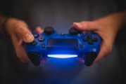 PS4游戲，有哪些免費(fèi)游戲可以暢玩？，免費(fèi)游玩的10款PS4游戲推薦