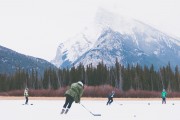 夢到滑雪，一場冬日運(yùn)動的奇妙之旅，冬日滑雪夢，奇妙之旅的探索與冒險