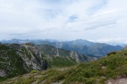 夢中的泥巴路，一段心靈的旅程