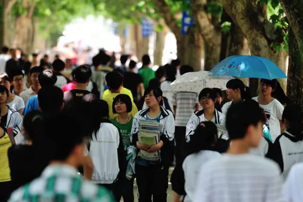 高考400易毛湖密若直分很差嗎