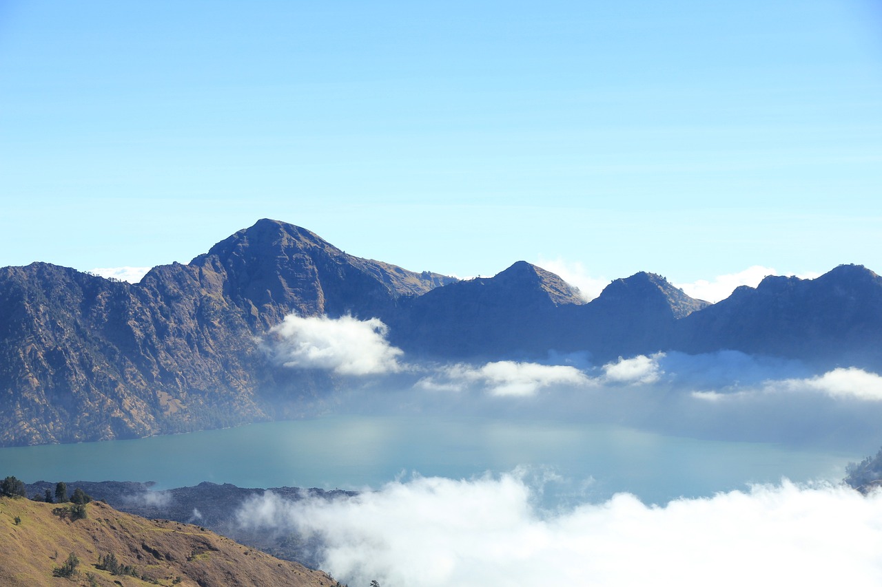 夢中的火山爆發(fā)，一場驚心動魄的夢境探索