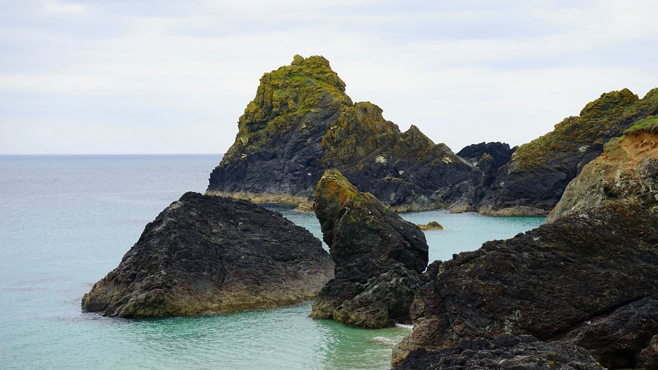 海浪輕撫，夢(mèng)中尋樂(lè)——我的海邊游夢(mèng)