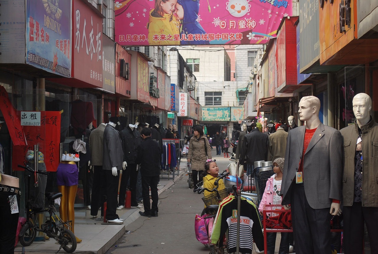 夢中的購物之旅，一次逛街買衣服的奇妙體驗